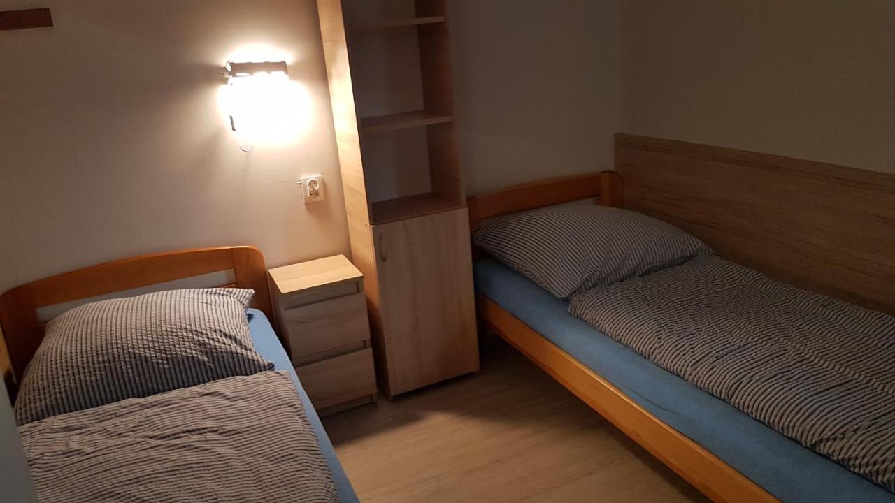 Noclegi Silesia Tychy Bagian luar foto